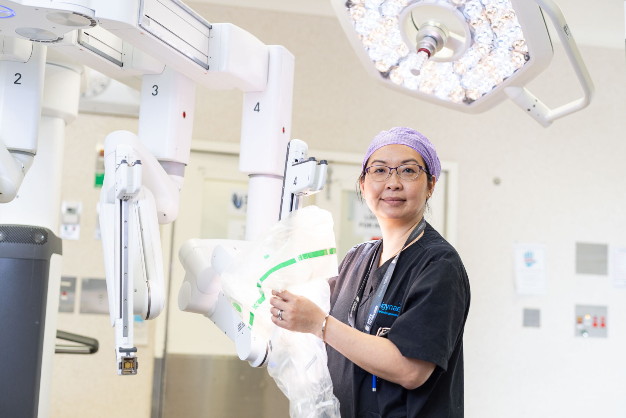 Robotic Surgery Incision Example Single-Incision Robotic Surgery - MIGYNAE